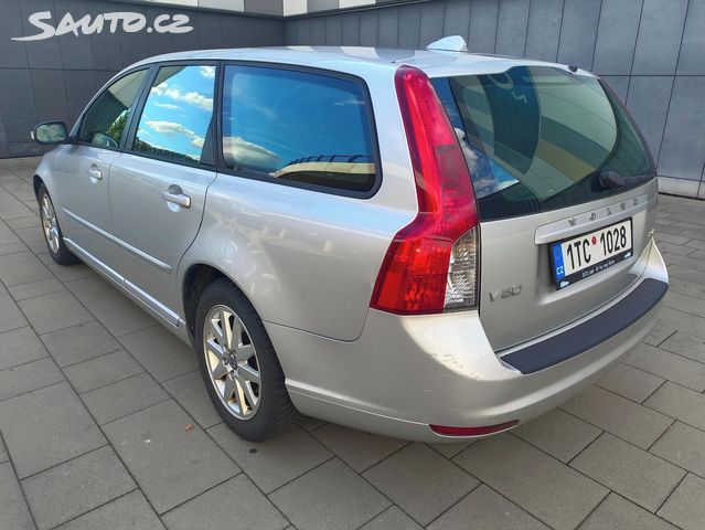 Volvo V50